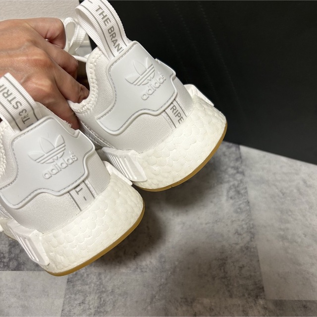 adidas NMD R-1新品　箱付き発送27.5cm【お値下げ】