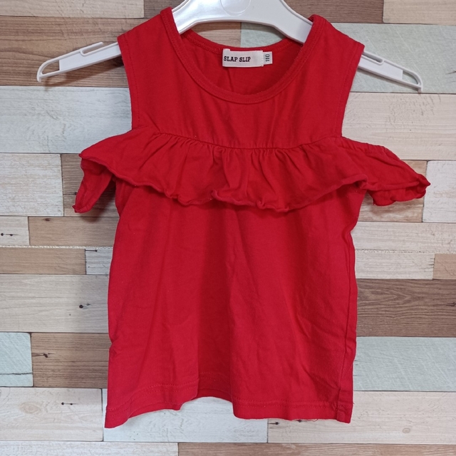 BeBe(ベベ)のSLAPSLIP BeBe　べべ　肩出し　トップス　赤　110 キッズ/ベビー/マタニティのキッズ服女の子用(90cm~)(Tシャツ/カットソー)の商品写真