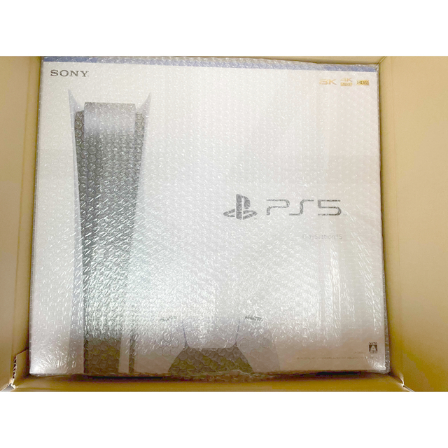 PlayStation(プレイステーション)の[新品]PlayStation5(CFI-1200A01) 本体　ドライブ付き エンタメ/ホビーのゲームソフト/ゲーム機本体(家庭用ゲーム機本体)の商品写真