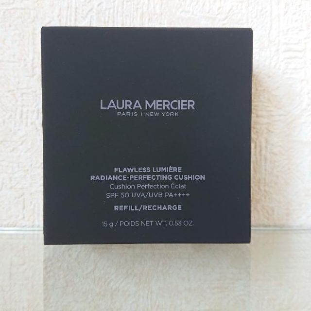 laura mercier(ローラメルシエ)のローラ メルシエ クッションファンデ レフィル 2N1 スポンジ付き コスメ/美容のベースメイク/化粧品(ファンデーション)の商品写真