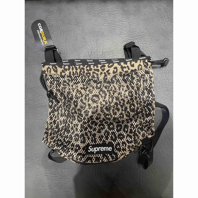 Supreme - supreme Mesh Small Backpack leopardの通販 by たんぽぽ's ...