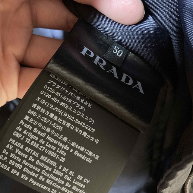 PRADA(プラダ)の新品タグ付き　PRADAブルゾン メンズのジャケット/アウター(ブルゾン)の商品写真