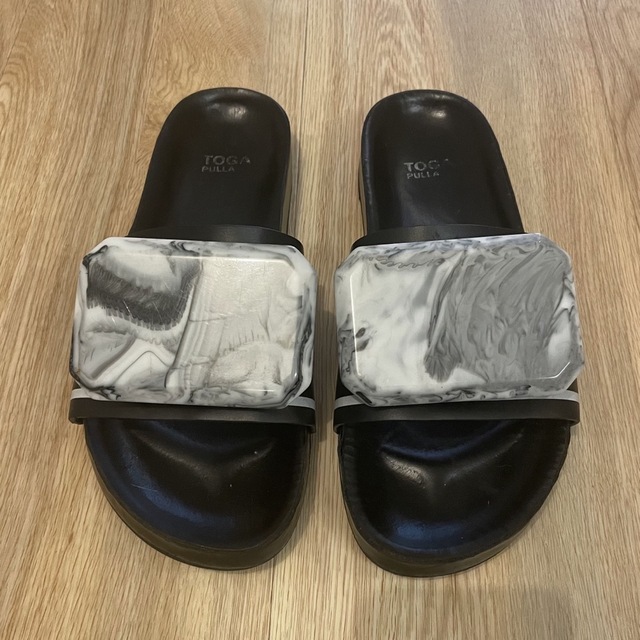 サンダルTOGA PULLA stone sandal アート ストーン サンダル