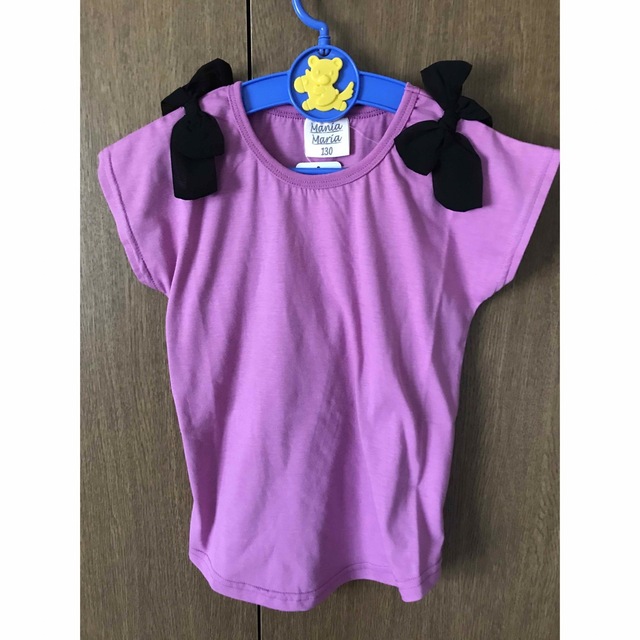 タグ付き未使用130サイズ　肩リボンTシャツ キッズ/ベビー/マタニティのキッズ服女の子用(90cm~)(Tシャツ/カットソー)の商品写真