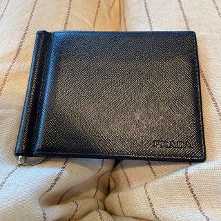 プラダ(PRADA)のPRADA  プラダ　　2つ折り　　財布　　マネークリップ(マネークリップ)