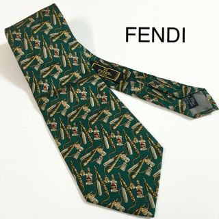 フェンディ(FENDI)の★美品★ FENDI フェンディ ☆送料込☆(ネクタイ)