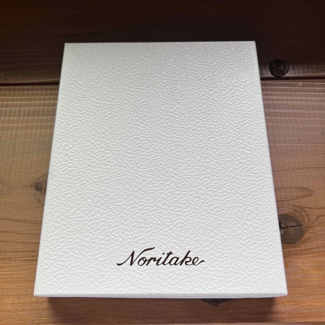 Noritake(ノリタケ)のノリタケ　フォトフレーム インテリア/住まい/日用品のインテリア小物(フォトフレーム)の商品写真