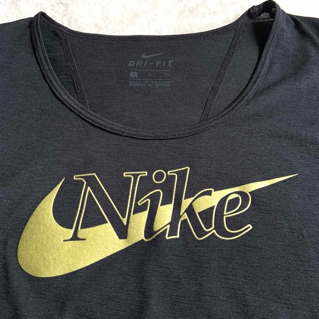 NIKE(ナイキ)の美品★ナイキ★ドライフィット★Tシャツ★ブラック★S スポーツ/アウトドアのトレーニング/エクササイズ(その他)の商品写真