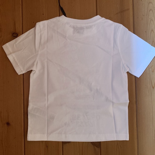 BURBERRY(バーバリー)の新品未使用　バーバリー　Tシャツ　Burberry 4y キッズ/ベビー/マタニティのキッズ服男の子用(90cm~)(Tシャツ/カットソー)の商品写真