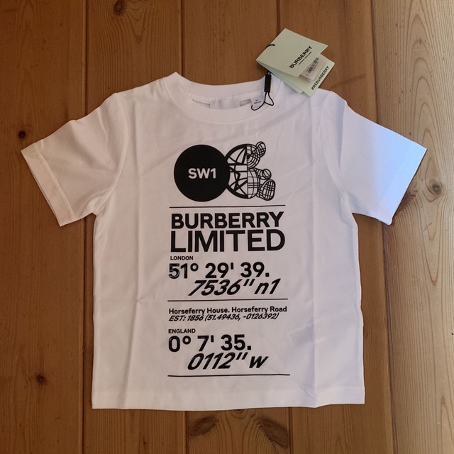 BURBERRY - 新品未使用 バーバリー Tシャツ Burberry 4yの通販 by
