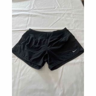 ナイキ(NIKE)のNIKE トレーニングショートパンツ(トレーニング用品)