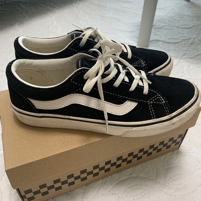 VANS(ヴァンズ)のVANS RIPPER レディースの靴/シューズ(スニーカー)の商品写真