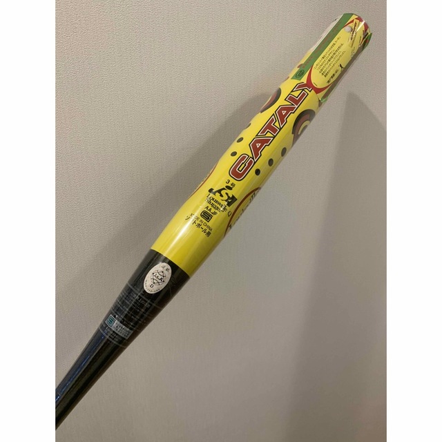 Louisville Slugger(ルイスビルスラッガー)のルイスビルスラッガー カタリスト てんとう虫 スポーツ/アウトドアの野球(バット)の商品写真