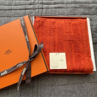 エルメス(Hermes)の未使用品 HERMES エルメス ハンドタオル H 総柄 BOX付き(ハンカチ)