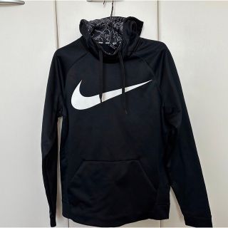 ナイキ(NIKE)のNIKE パーカー(パーカー)