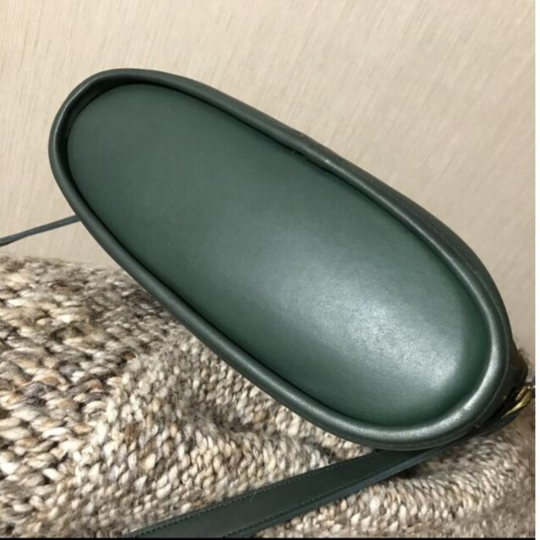 COACH(コーチ)のオールドコーチ　ショルダーバッグ レディースのバッグ(ショルダーバッグ)の商品写真