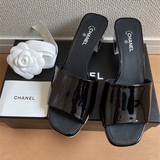 CHANEL(シャネル)のシャネル　ブロックヒールサンダル　38サイズ　24.5〜25.5 レディースの靴/シューズ(サンダル)の商品写真