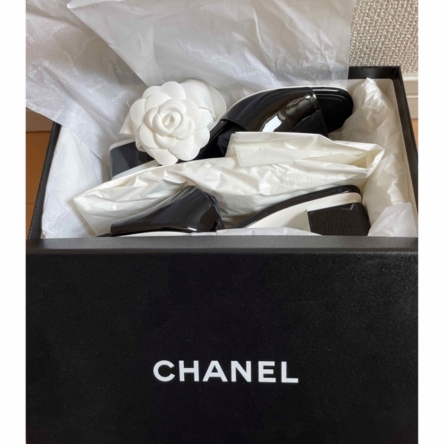 CHANEL(シャネル)のシャネル　ブロックヒールサンダル　38サイズ　24.5〜25.5 レディースの靴/シューズ(サンダル)の商品写真