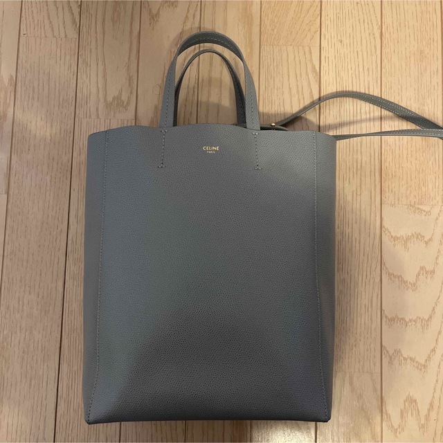 celine(セリーヌ)のCELINE セリーヌ スモールカバ レディースのバッグ(トートバッグ)の商品写真