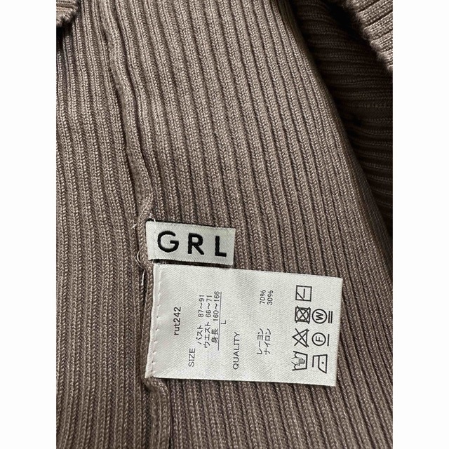 GRL(グレイル)のGRLグレイル スクエアネックタンクトップ レディースのトップス(タンクトップ)の商品写真