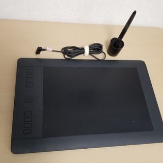 ワコム(Wacom)のWacom intuos Pro Mサイズ　PTH 651　ワコムペンタブレット(その他)