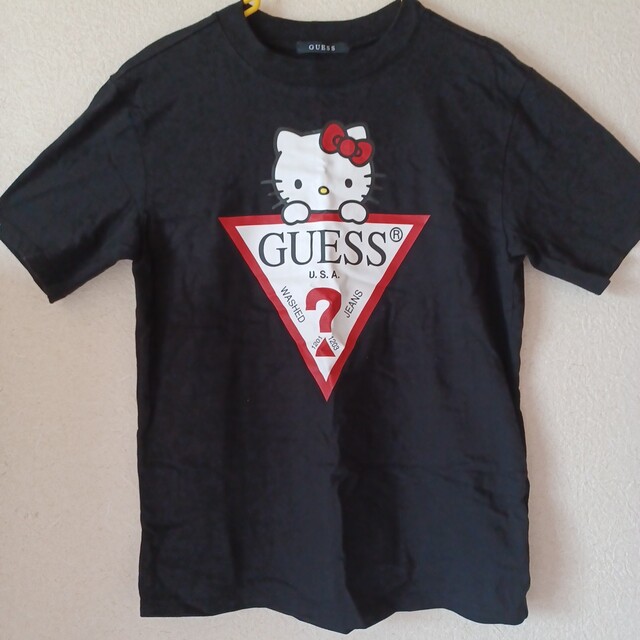 GUESS(ゲス)のキティ ゲス ロゴ 半袖 Tシャツ メンズのトップス(Tシャツ/カットソー(半袖/袖なし))の商品写真