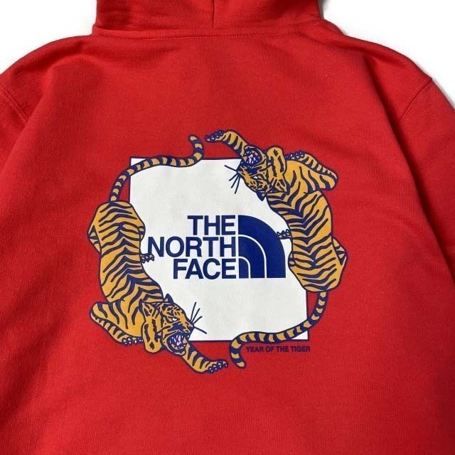 THE NORTH FACE(ザノースフェイス)のノースフェイス パーカー 日本未発売 トラ ボックスロゴ(L)赤 181130 メンズのトップス(パーカー)の商品写真