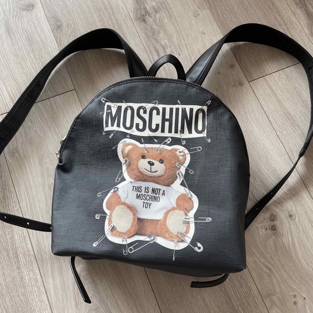 MOSCHINO - TI様専用 モスキーノ MOSCHINO リュックの通販 by mipoo's ...