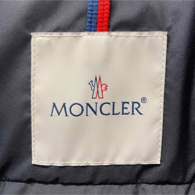 ＜新品未使用＞MONCLER ALBYT BEST ★薄手のダウンジレ★NAVY