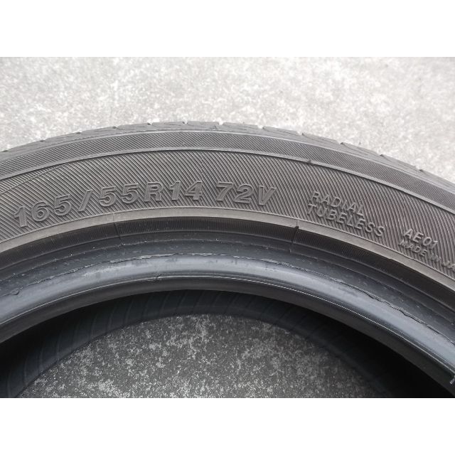 中古バリ山165/55R14■ヨコハマブルーアースAE01■4本全国送料込 自動車/バイクの自動車(タイヤ)の商品写真