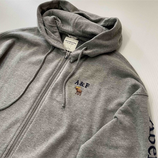 新品アバクロメンズ刺繍ロゴのZIPパーカーLグレー www.bistro-regent.fr