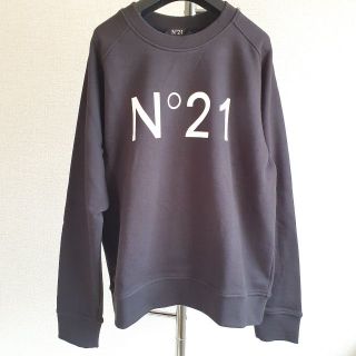 新品未使用 定価7.5万円 N°21 ヌメロヴェントゥーノ　ニット　紺 Ｓ