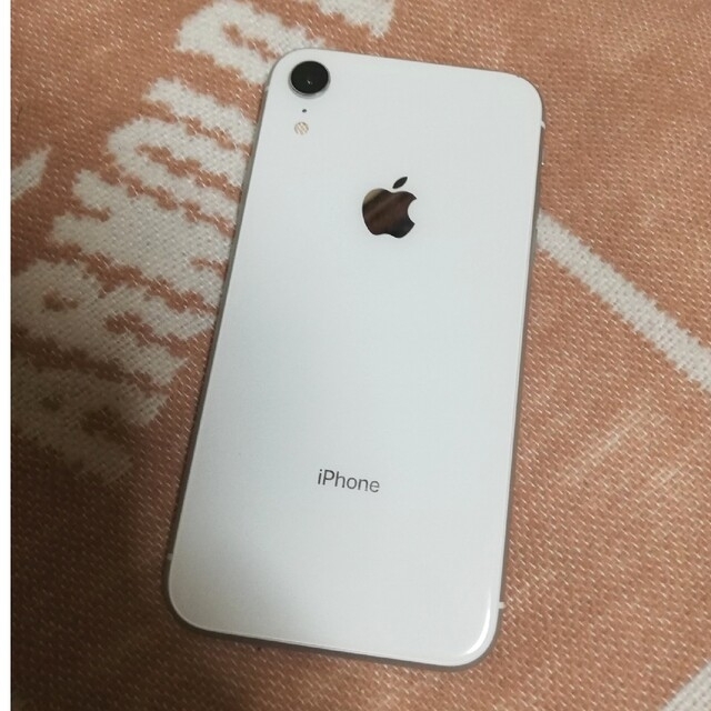 人気商品!! iPhone XR ホワイト 白 64GB SIMフリー 本体 アップル スマホ