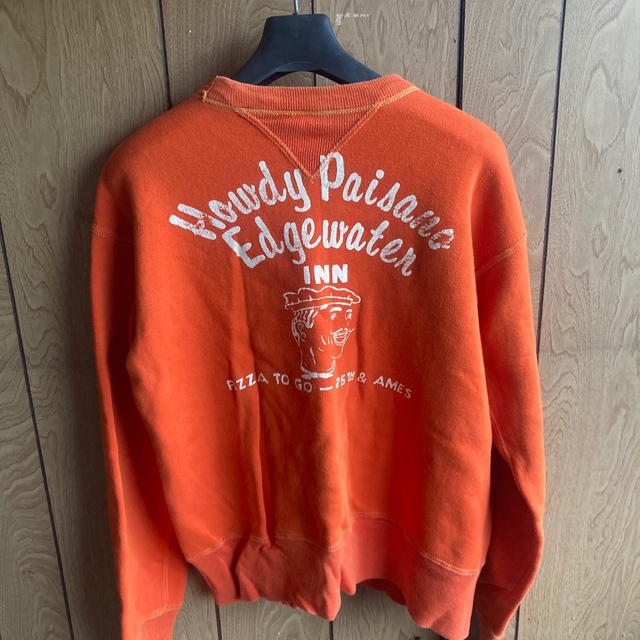 HOWDY. スエット　orange新品