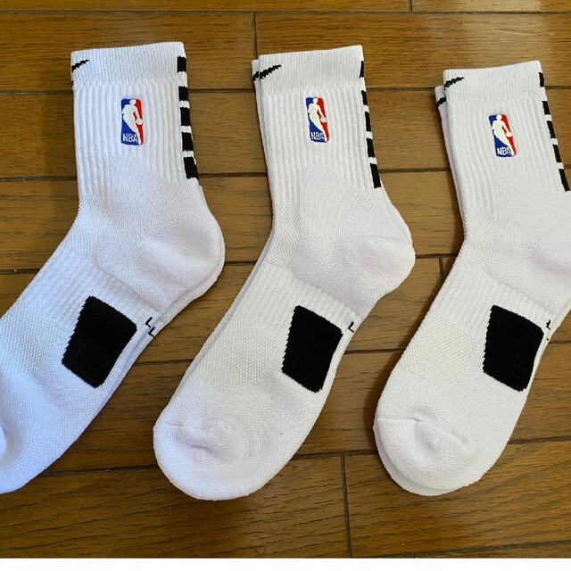 ナイキ　NIKE NBA バスケットボール ソックスメンズフリーサイズ3点セット メンズのレッグウェア(ソックス)の商品写真