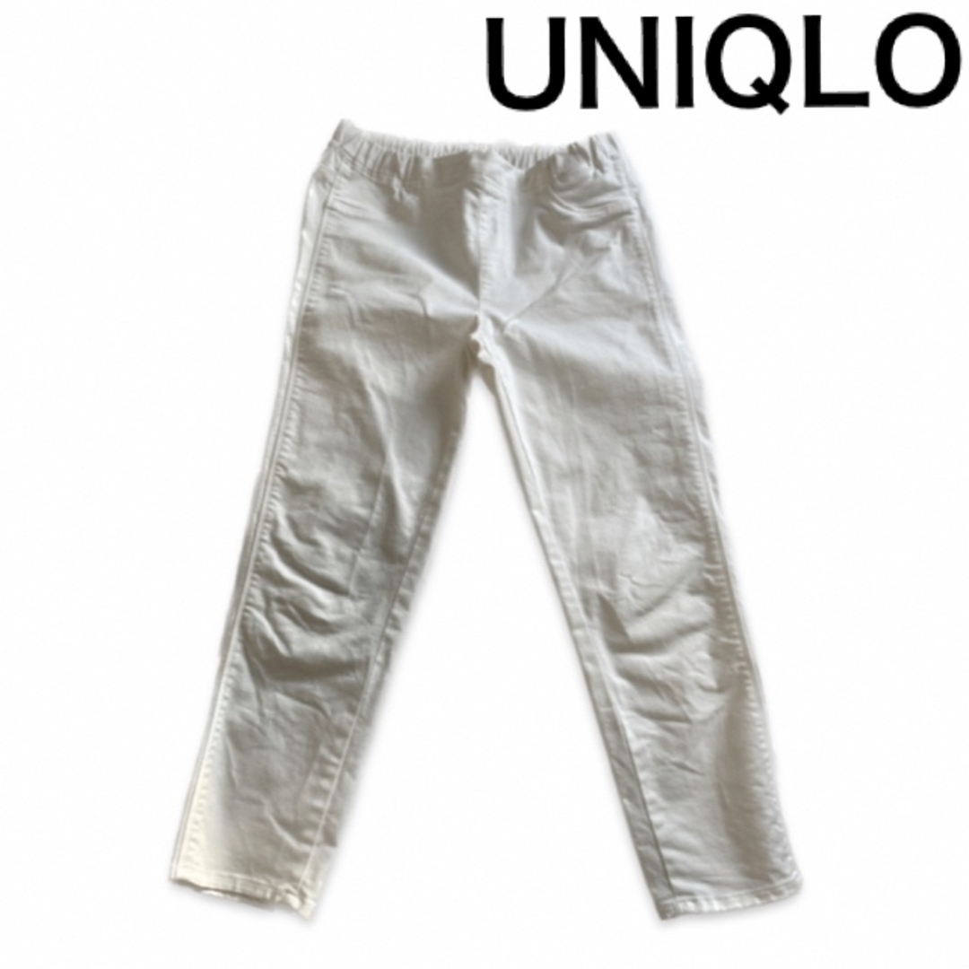 UNIQLO(ユニクロ)の【ユニクロ】ストレッチ　パンツ　ホワイト レディースのパンツ(クロップドパンツ)の商品写真