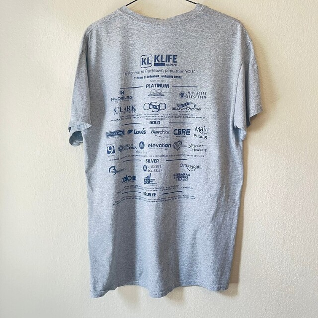 GILDAN　グレーＴシャツ メンズのトップス(Tシャツ/カットソー(半袖/袖なし))の商品写真