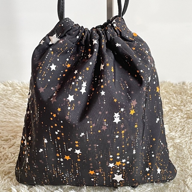 極美品 MIU MIU ミュウミュウ 巾着 巾着ポーチ ブラック-