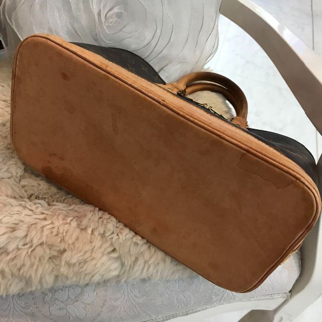 LOUIS VUITTON　モノグラム　アルマ　ハンドバッグ　M51130