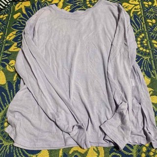 ジーユー(GU)のロンT 透けます　薄いパープル(Tシャツ(長袖/七分))
