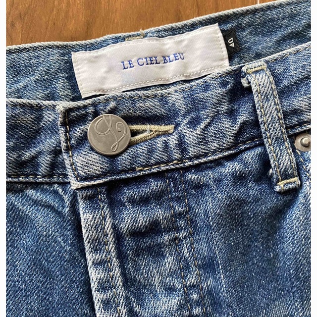 LE CIEL BLEU(ルシェルブルー)のルシェルブルー　デニム 40 レディースのパンツ(デニム/ジーンズ)の商品写真