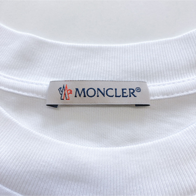 MONCLER(モンクレール)のモンクレール LS ロングスリーブ Tシャツ ホワイト 正規品 ロンT サイズS メンズのトップス(Tシャツ/カットソー(七分/長袖))の商品写真