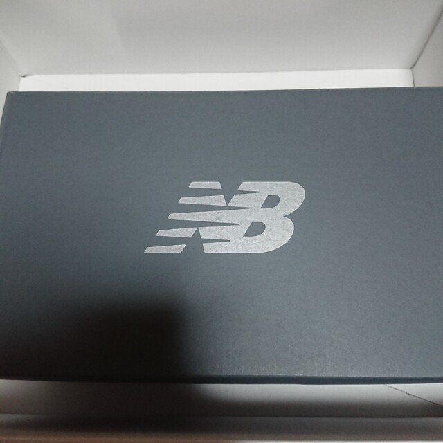 New Balance(ニューバランス)の新品 24.5㎝ NEW BALANCE ニューバランス U9060UAW レディースの靴/シューズ(スニーカー)の商品写真