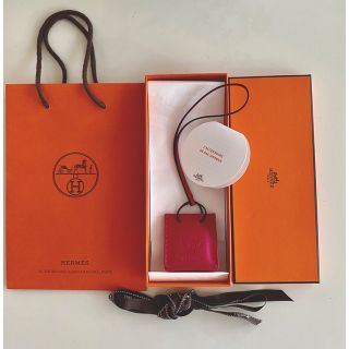 エルメス(Hermes)のエルメス　サックオランジェ　ローズメキシコ新品未使用(バッグチャーム)