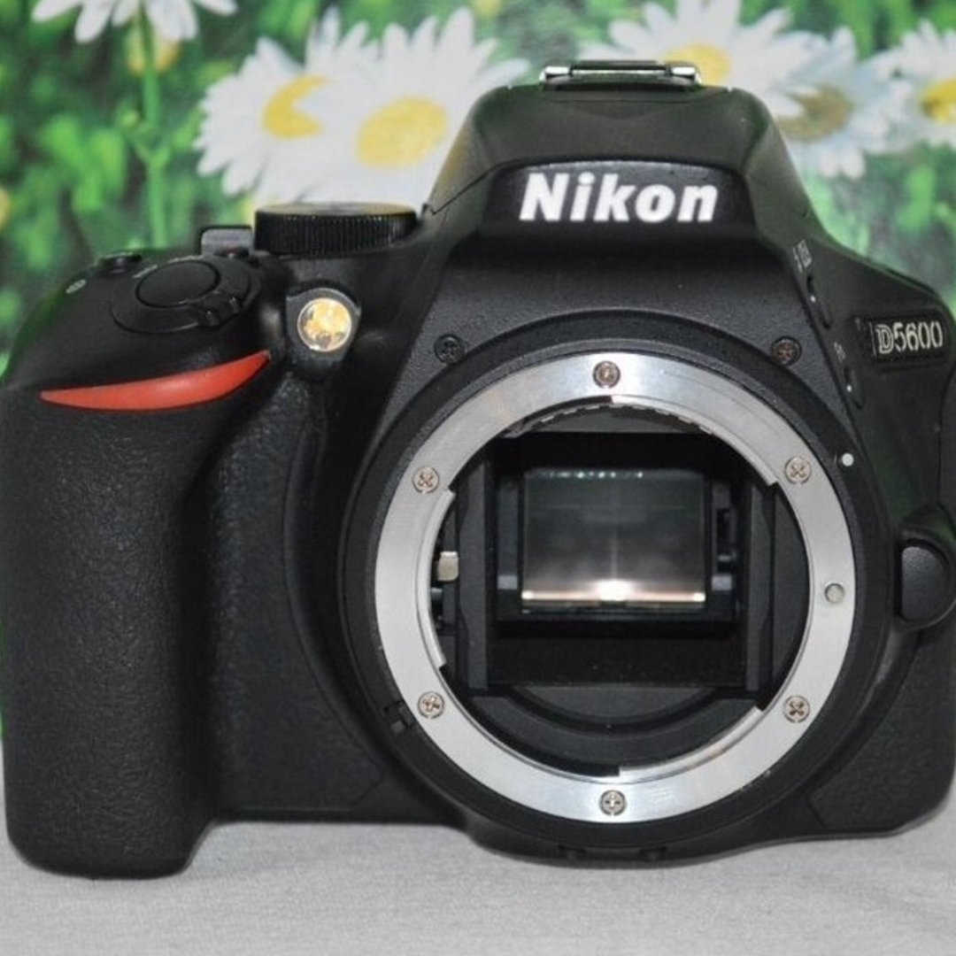 ❤ニコン Nikon D5600❤タッチ操作＆Bluetooth搭載❤