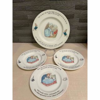 ウェッジウッド(WEDGWOOD)のウェッジウッド　ピーターラビット　お皿４枚セット(食器)