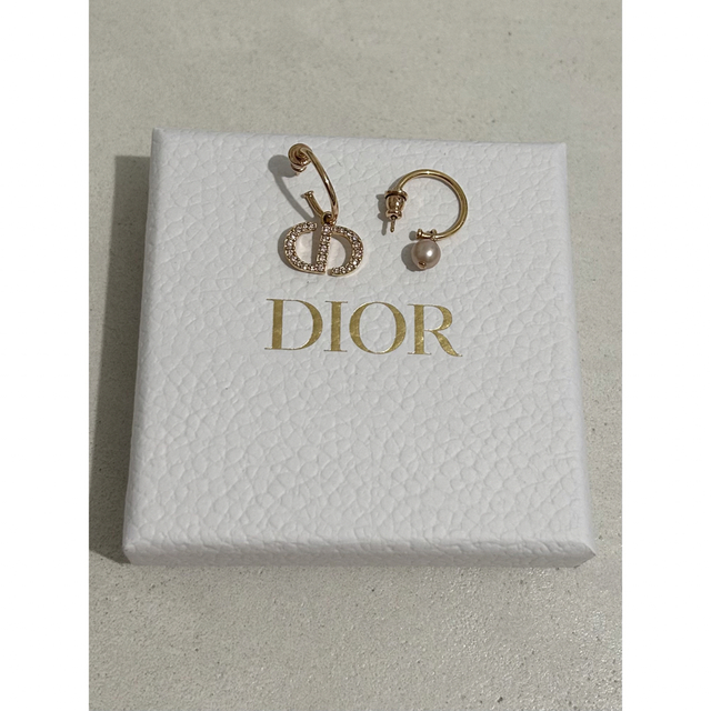 Dior PETIT CD ピアス