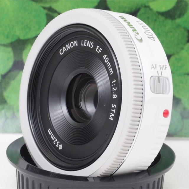 Canon - 【美品】キヤノンEF40mmf2.8STM❤希少色ホワイト❤背景ぼかし