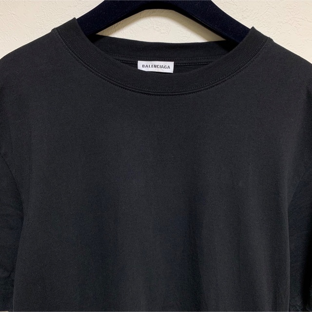 Balenciaga(バレンシアガ)の【美品】BALENCIAGA シンプル 無地 ブラック Mサイズ ユニセックス メンズのトップス(Tシャツ/カットソー(半袖/袖なし))の商品写真