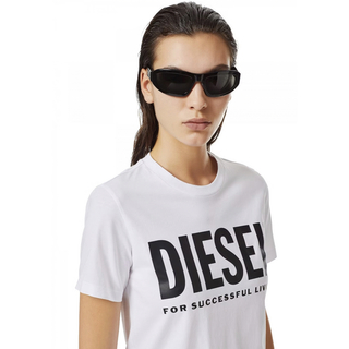 ディーゼル(DIESEL)のDIESEL  レディース　新品未使用　Mサイズ　Tシャツ　カットソー　半袖　白(Tシャツ(半袖/袖なし))